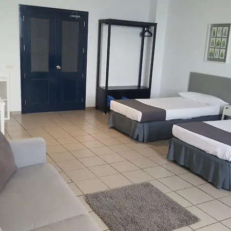 Ciw Auberge de jeunesse Pozo Izquierdo